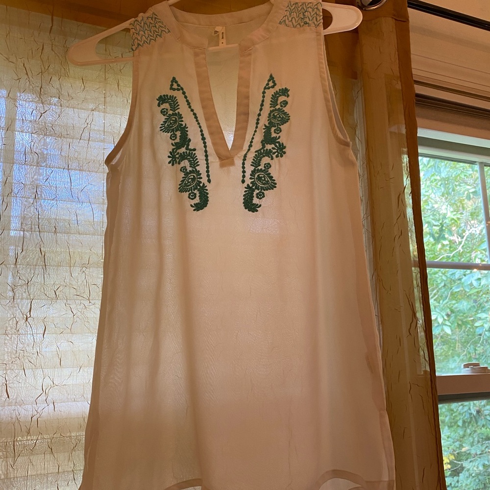 🌸✨Live 4 Truth Sheer Tank✨🌸